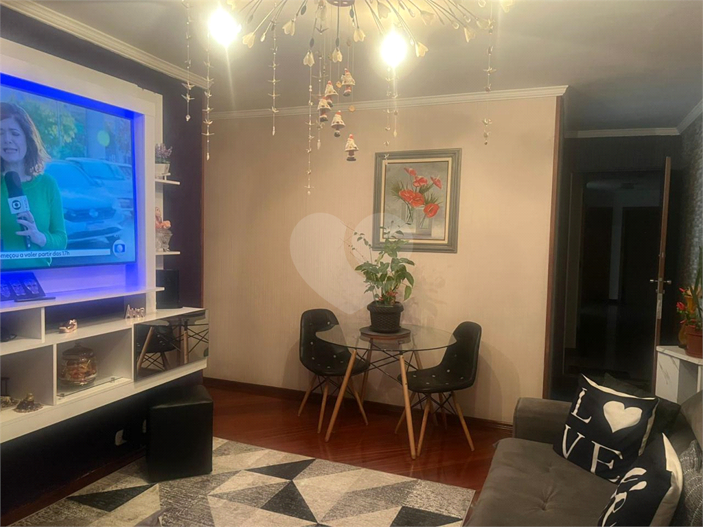 APARTAMENTO em BELA VISTA