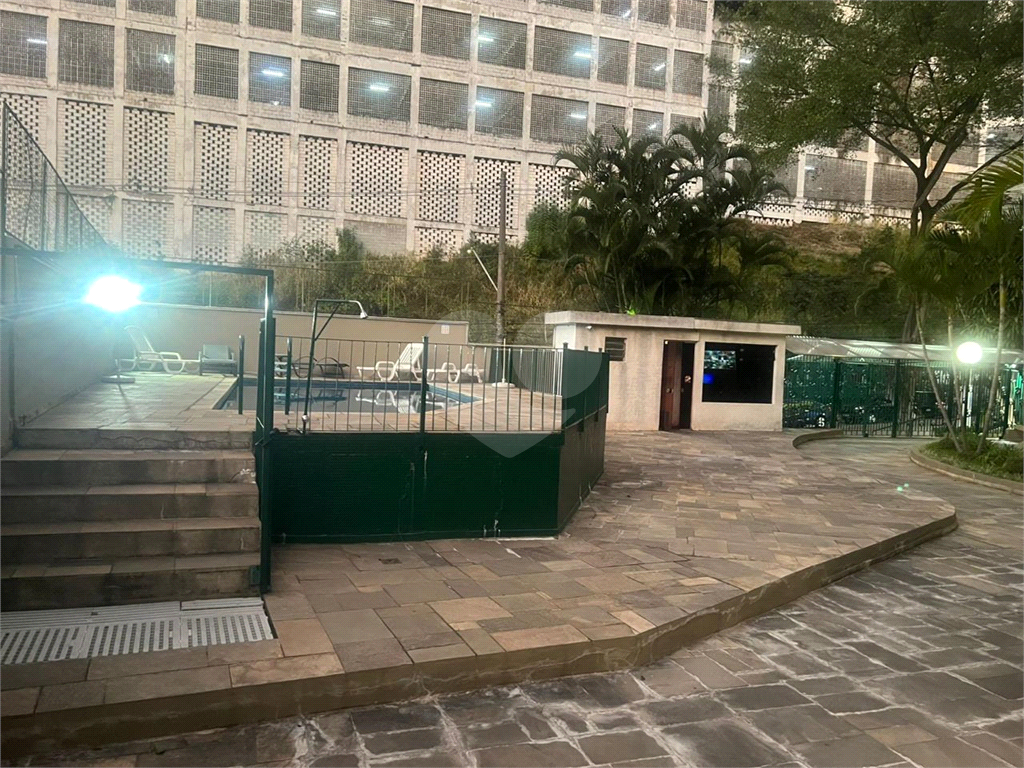 APARTAMENTO em BELA VISTA