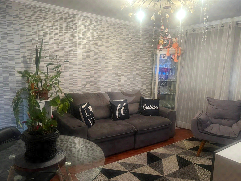 APARTAMENTO em BELA VISTA