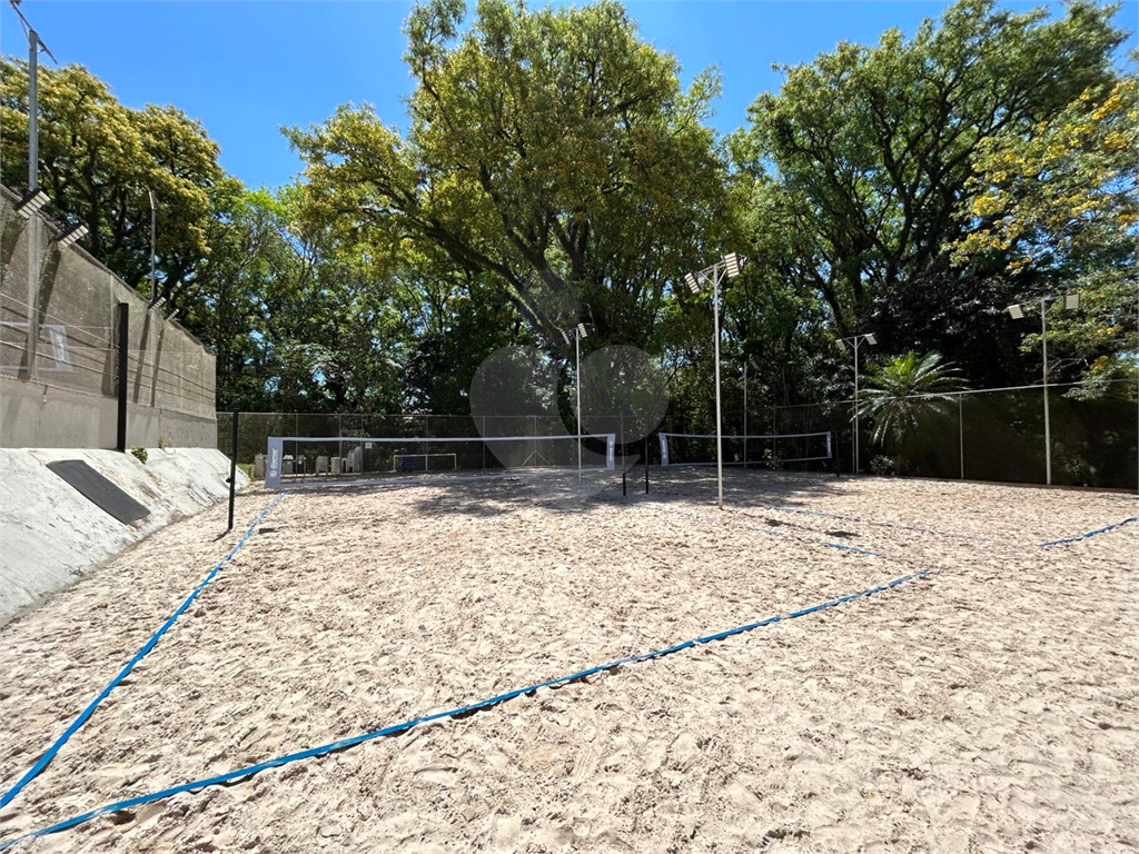 CASA DE ALTO PADRÃO À VENDA – CONDOMÍNIO RESERVA COLONIAL, VALINHOS/SP
Residência Exclusiva com 521 m² de Construção em Terreno de 686 m²
4 suítes | 7 banheiros | Piscina | Sauna | Área gourmet | Clube completo