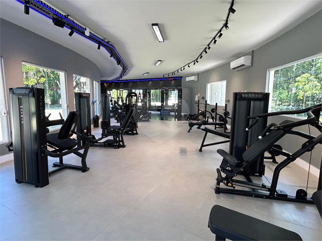 CASA DE ALTO PADRÃO À VENDA – CONDOMÍNIO RESERVA COLONIAL, VALINHOS/SP
Residência Exclusiva com 521 m² de Construção em Terreno de 686 m²
4 suítes | 7 banheiros | Piscina | Sauna | Área gourmet | Clube completo