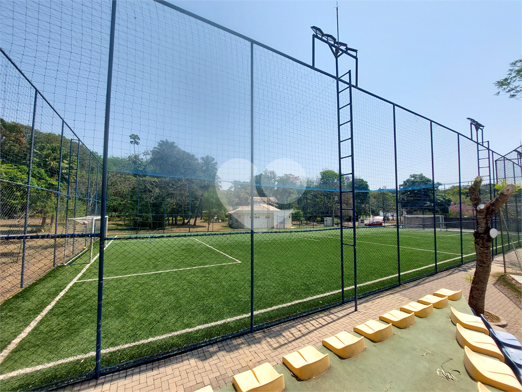 CASA DE ALTO PADRÃO À VENDA – CONDOMÍNIO RESERVA COLONIAL, VALINHOS/SP
Residência Exclusiva com 521 m² de Construção em Terreno de 686 m²
4 suítes | 7 banheiros | Piscina | Sauna | Área gourmet | Clube completo