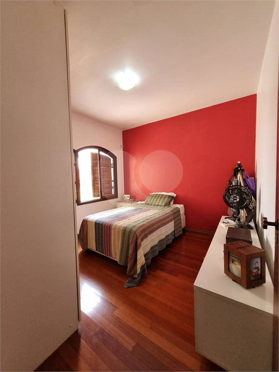 VENDA - Sobrado Jardim França: 135m²  | 3 dormitórios (1 suíte) | 2 vagas | Churrasqueira