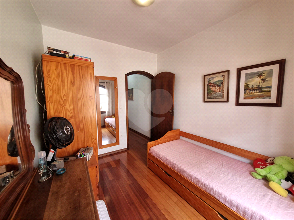 VENDA - Sobrado Jardim França: 135m²  | 3 dormitórios (1 suíte) | 2 vagas | Churrasqueira