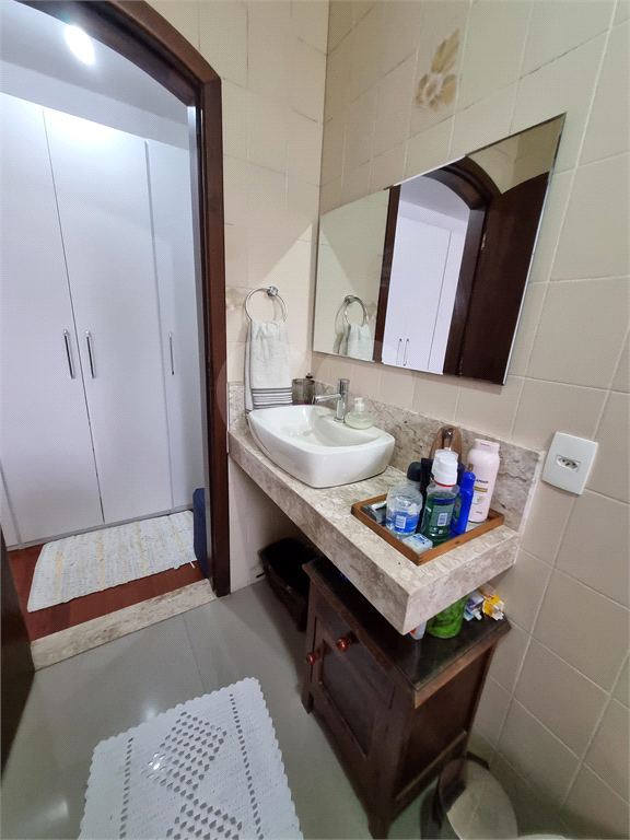 VENDA - Sobrado Jardim França: 135m²  | 3 dormitórios (1 suíte) | 2 vagas | Churrasqueira