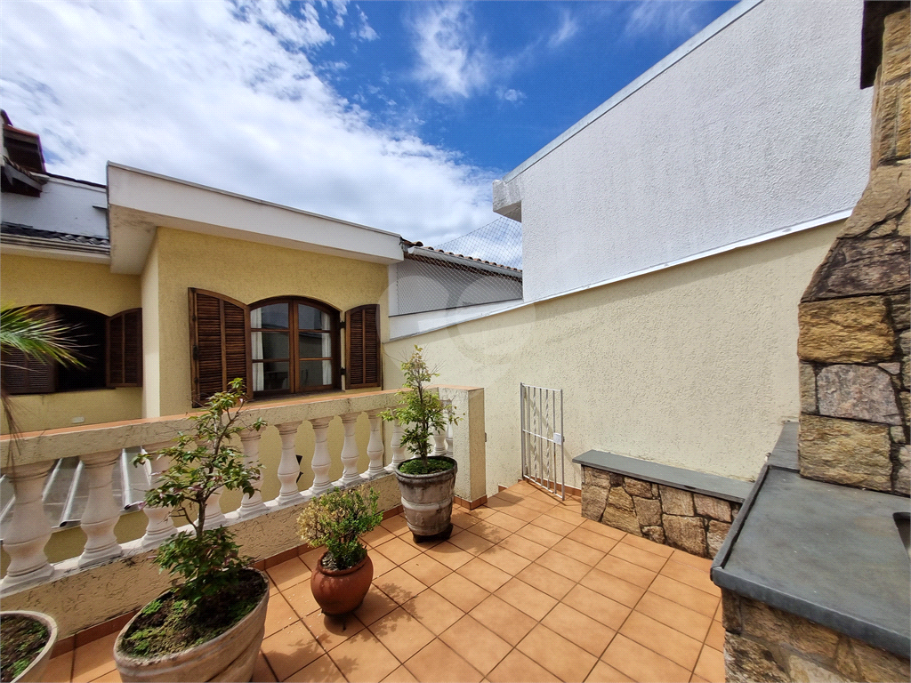 VENDA - Sobrado Jardim França: 135m²  | 3 dormitórios (1 suíte) | 2 vagas | Churrasqueira