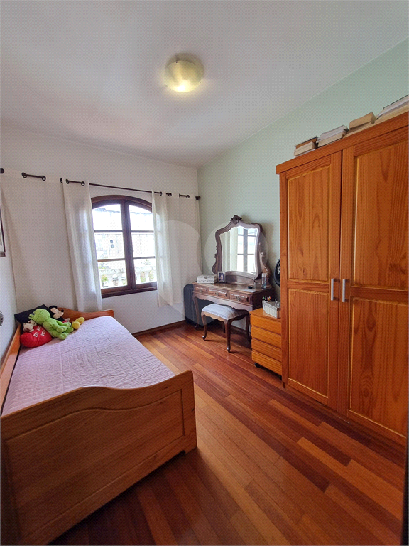 VENDA - Sobrado Jardim França: 135m²  | 3 dormitórios (1 suíte) | 2 vagas | Churrasqueira