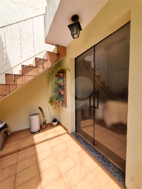 VENDA - Sobrado Jardim França: 135m²  | 3 dormitórios (1 suíte) | 2 vagas | Churrasqueira