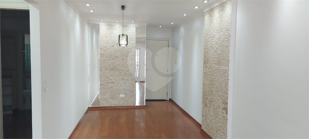 APARTAMENTO em VILA GUILHERME