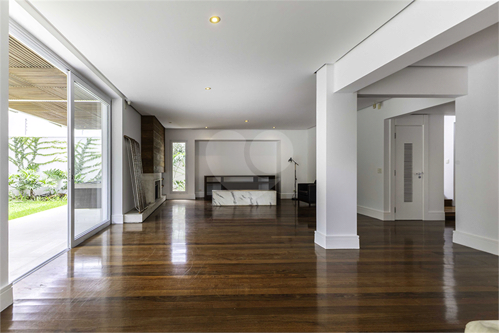 CASA em ALTO DE PINHEIROS