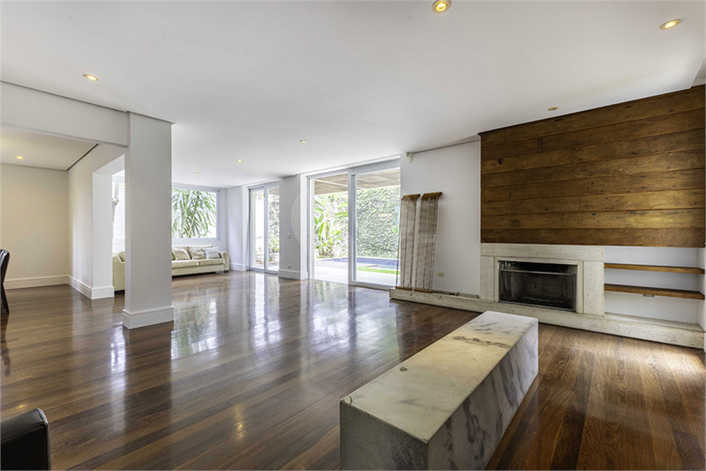 CASA em ALTO DE PINHEIROS