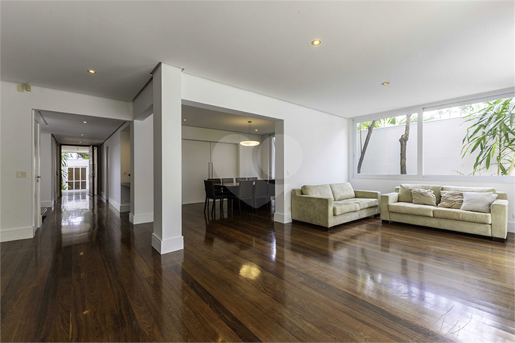 CASA em ALTO DE PINHEIROS