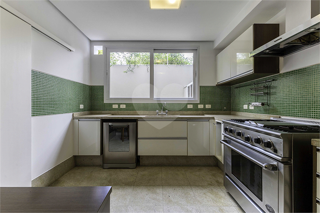 CASA em ALTO DE PINHEIROS