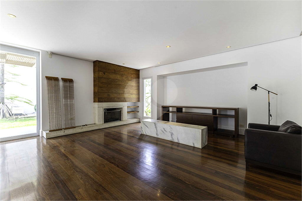 CASA em ALTO DE PINHEIROS