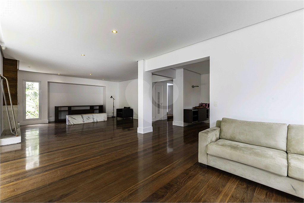 CASA em ALTO DE PINHEIROS