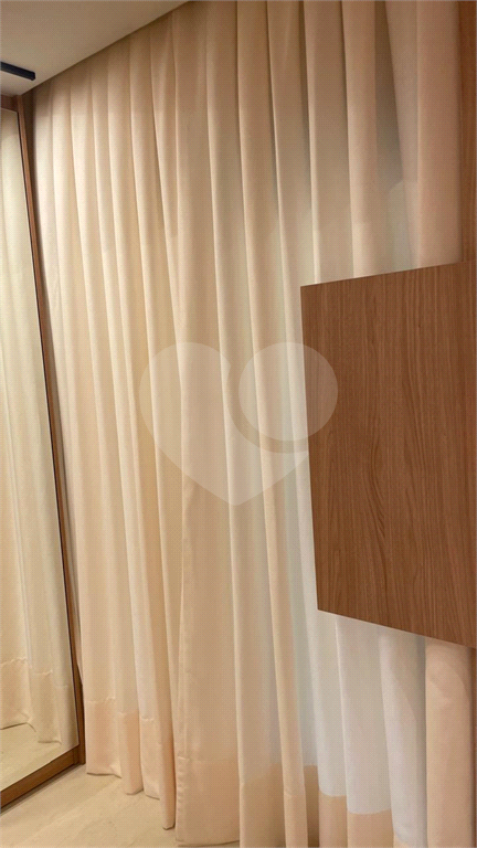 Imóvel de 71m² decorado e mobiliado 2 suítes com ar-condicionado e cozinha mobiliada 1 vaga Pinheiros