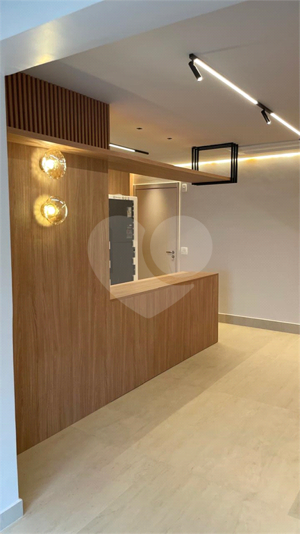 Imóvel de 71m² decorado e mobiliado 2 suítes com ar-condicionado e cozinha mobiliada 1 vaga Pinheiros