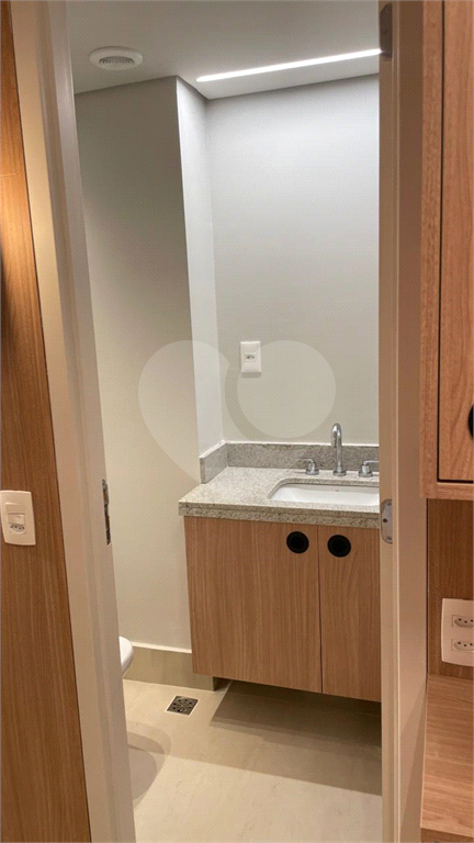 Imóvel de 71m² decorado e mobiliado 2 suítes com ar-condicionado e cozinha mobiliada 1 vaga Pinheiros