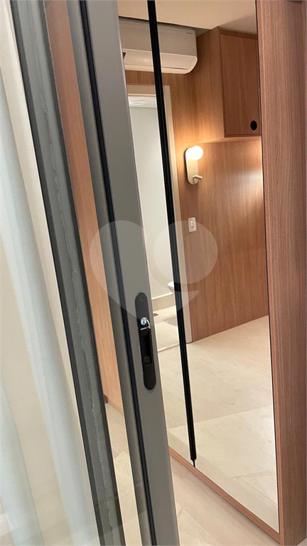 Imóvel de 71m² decorado e mobiliado 2 suítes com ar-condicionado e cozinha mobiliada 1 vaga Pinheiros