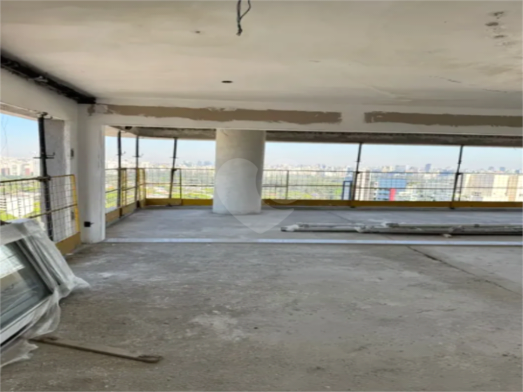 APTO 5 QUARTOS + 4 VAGAS - CONDOMINIO CASA IBIRAPURA