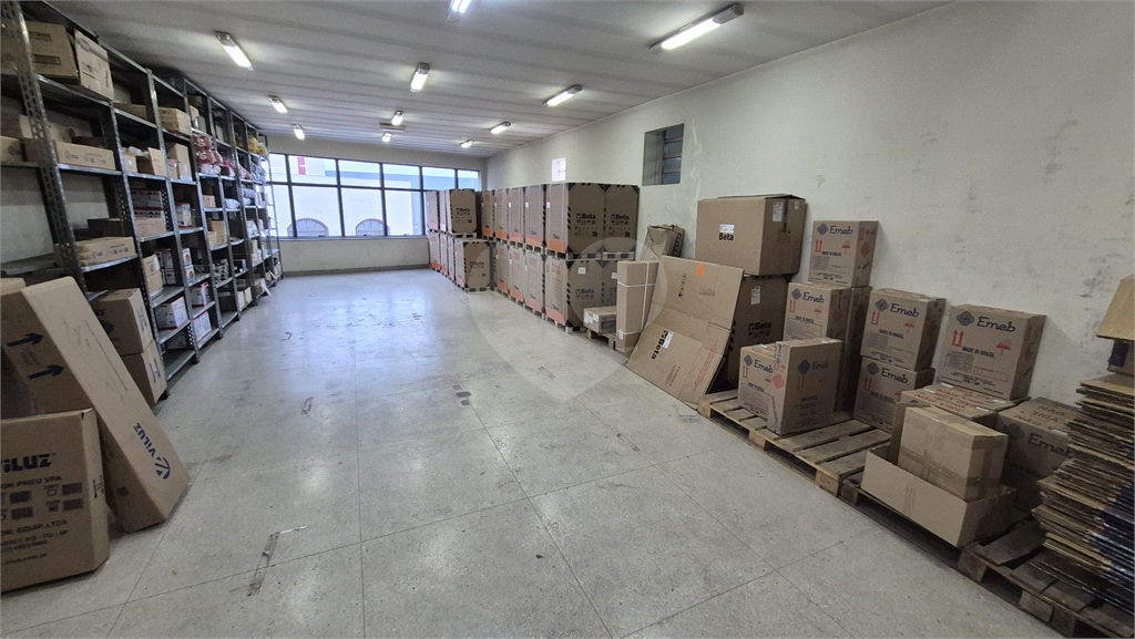 Precido Comercial ara venda com 1220 m? no Pari