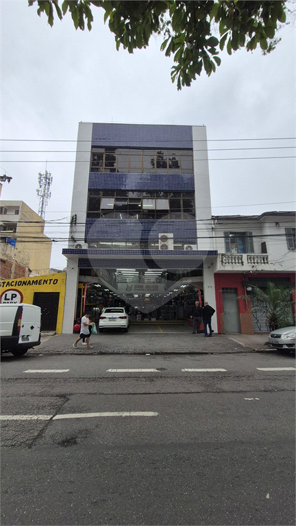 Precido Comercial ara venda com 1220 m? no Pari