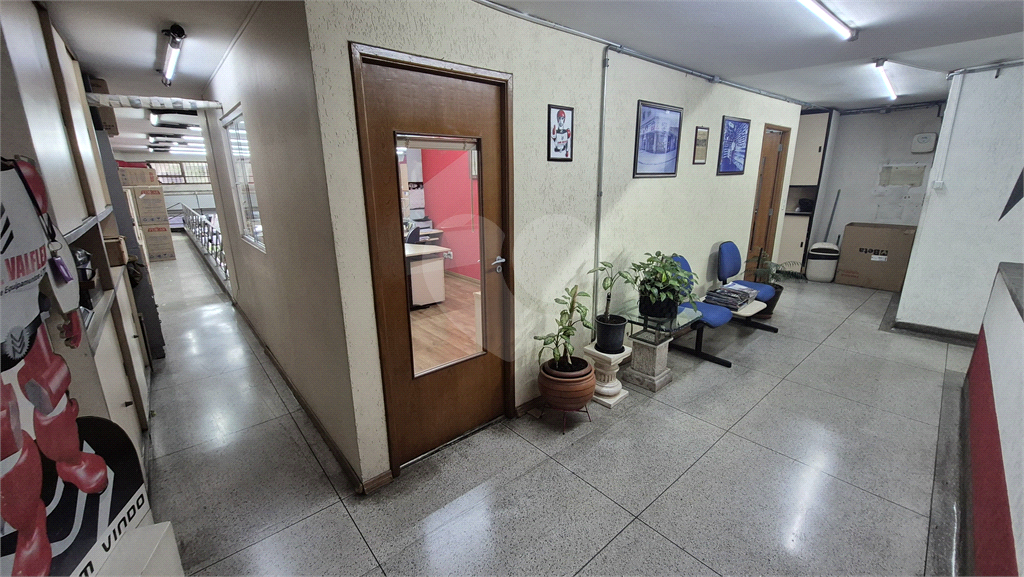 Precido Comercial ara venda com 1220 m? no Pari