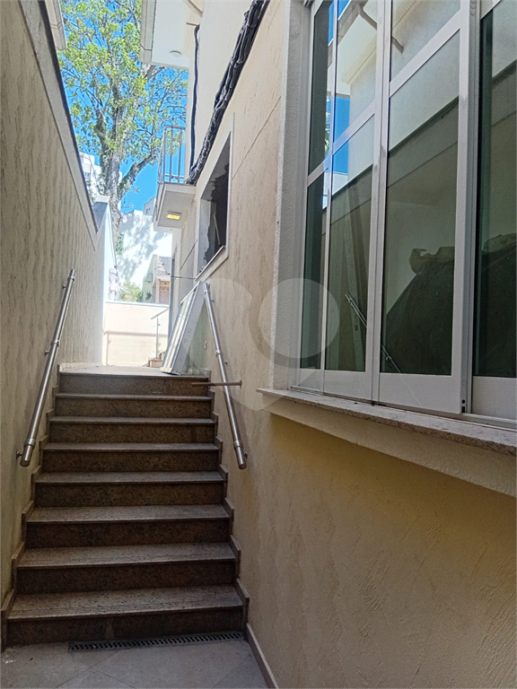 Sobrado no Tremembé em condomínio, 3 Suites, 4 vagas , localização próximo a comercio , serra da cantareira, horto florestal 