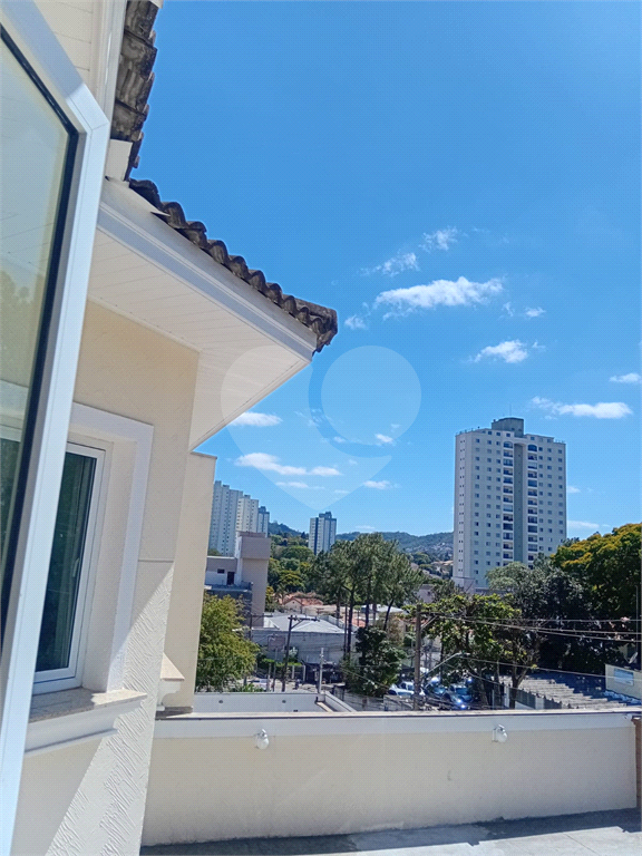 Sobrado no Tremembé em condomínio, 3 Suites, 4 vagas , localização próximo a comercio , serra da cantareira, horto florestal 