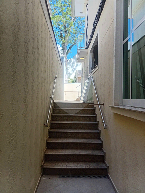 Sobrado no Tremembé em condomínio, 3 Suites, 4 vagas , localização próximo a comercio , serra da cantareira, horto florestal 