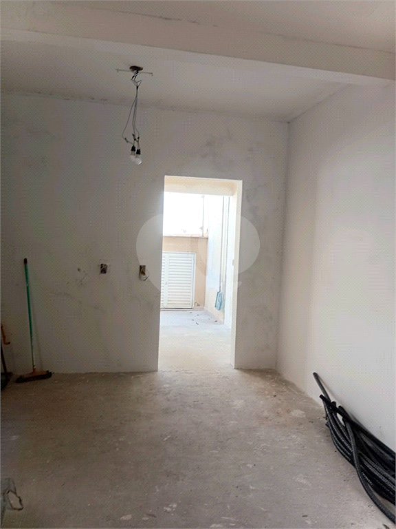 Sobrado no Tremembé em condomínio, 3 Suites, 4 vagas , localização próximo a comercio , serra da cantareira, horto florestal 