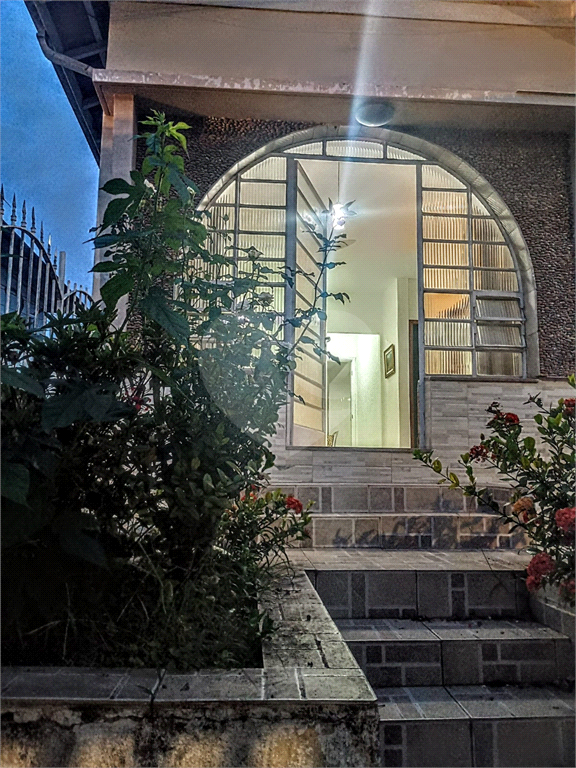 Casa à venda  com 4 quartos, na Vila Cordeiro 