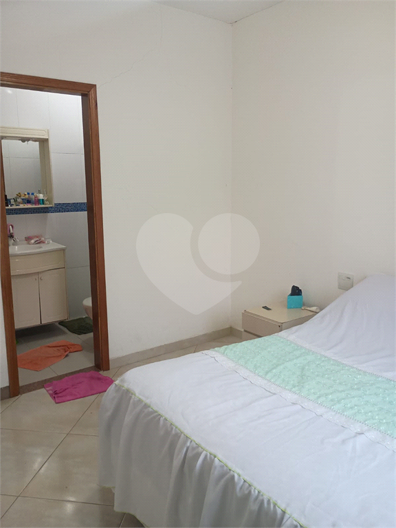 Casa à venda  com 4 quartos, na Vila Cordeiro 