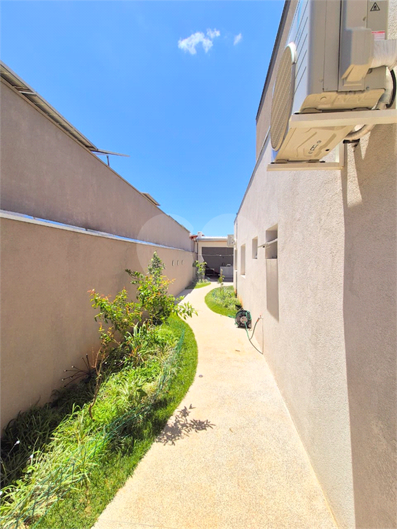 Casa Térrea 3 Dormitórios 1 Suíte  2 Vagas,  Bairro Liberdade - Jundiai