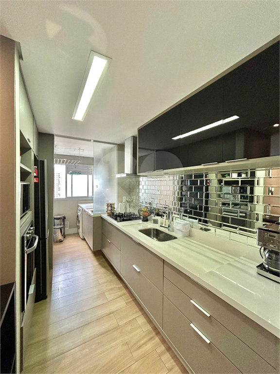 Apartamento varanda gourmet próximo da Av. Braz Leme - 2 dormitórios 1 suíte e 1 vaga 