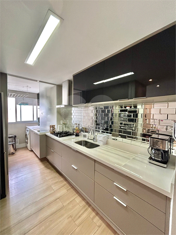 Apartamento varanda gourmet próximo da Av. Braz Leme - 2 dormitórios 1 suíte e 1 vaga 