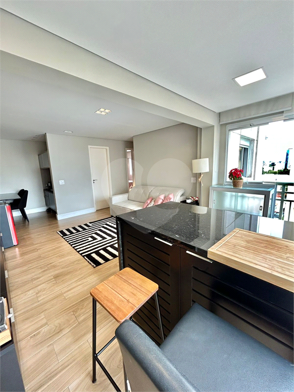 Apartamento varanda gourmet próximo da Av. Braz Leme - 2 dormitórios 1 suíte e 1 vaga 