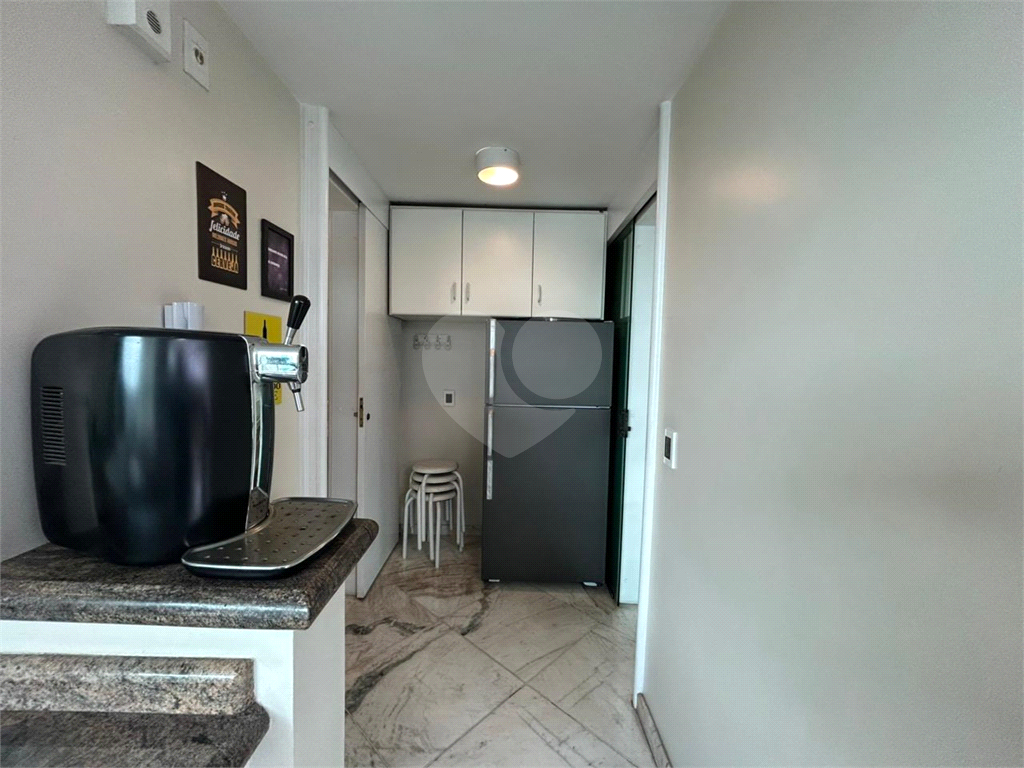 COBERTURA DUPLEX MOBILIADA DE ALTO PADRÃO – 195m² | 3 Doms. | 1 suíte | 3 vagas | Depósito - ZONA OESTE DE SÃO PAULO