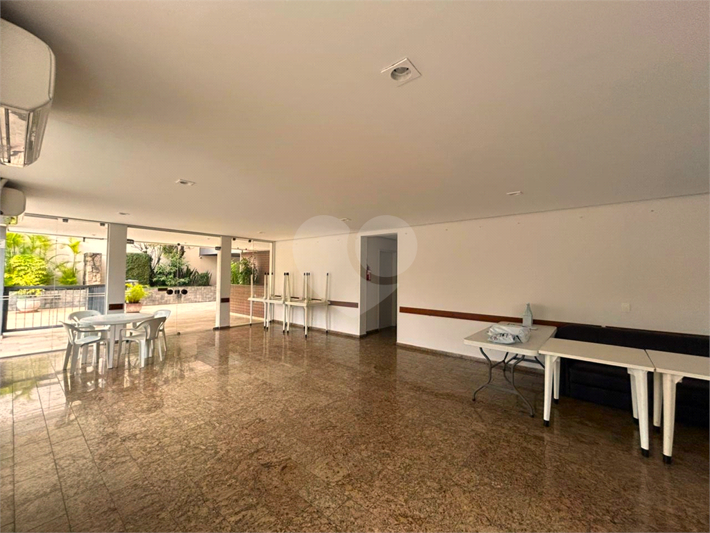 COBERTURA DUPLEX MOBILIADA DE ALTO PADRÃO – 195m² | 3 Doms. | 1 suíte | 3 vagas | Depósito - ZONA OESTE DE SÃO PAULO