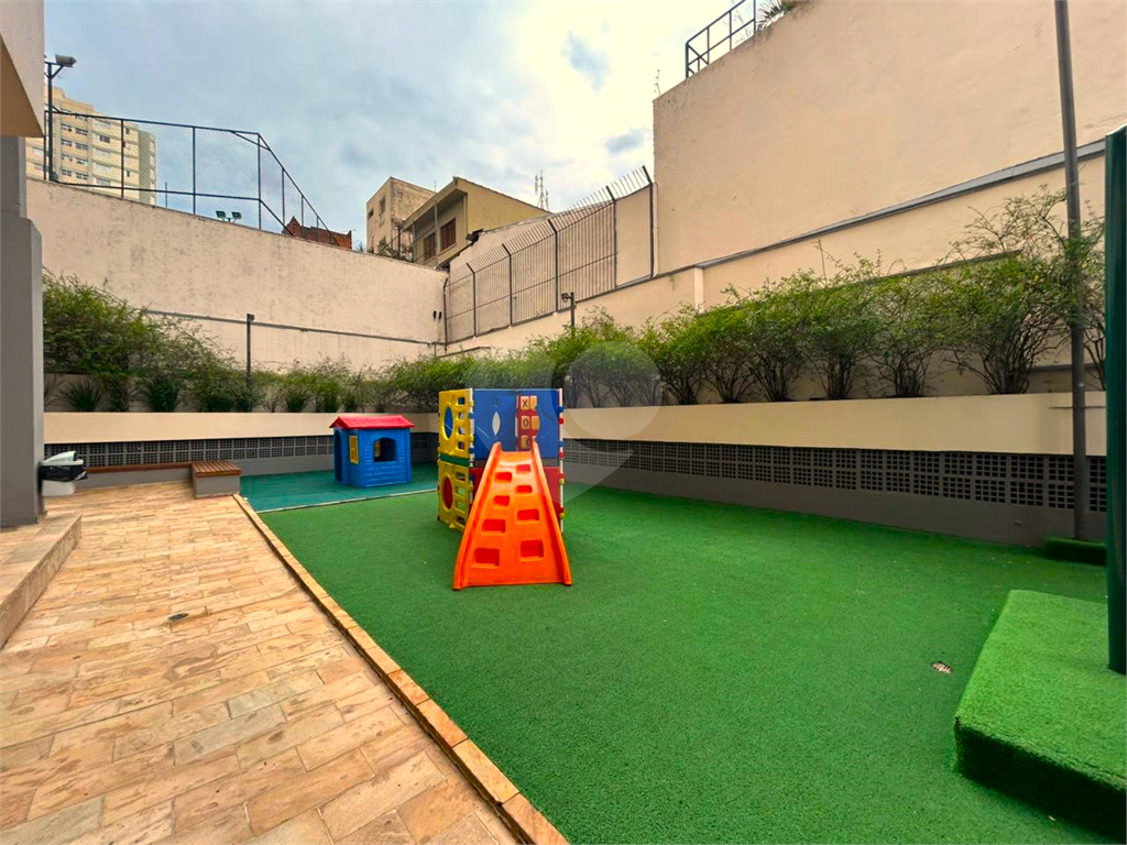 COBERTURA DUPLEX MOBILIADA DE ALTO PADRÃO – 195m² | 3 Doms. | 1 suíte | 3 vagas | Depósito - ZONA OESTE DE SÃO PAULO