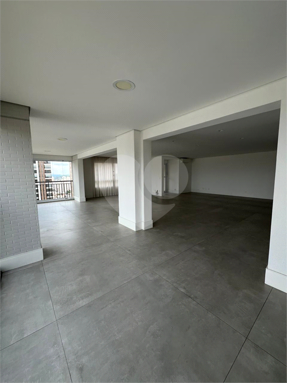 APARTAMENTO em ANHANGABAÚ