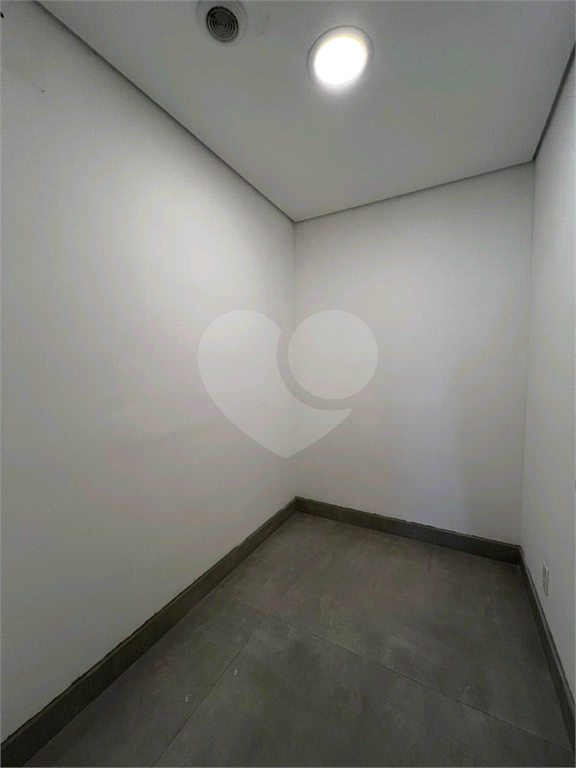 APARTAMENTO em ANHANGABAÚ