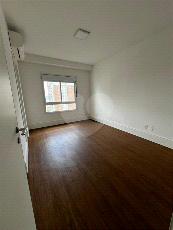 APARTAMENTO em ANHANGABAÚ