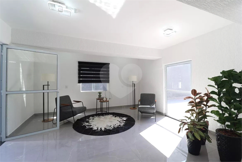 APARTAMENTO em VILA MAZZEI