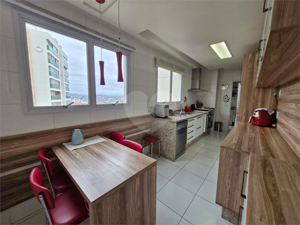 Apartamentos, 4 dormitórios, 2 suítes, 3 vagas em Santana, São Paulo, SP