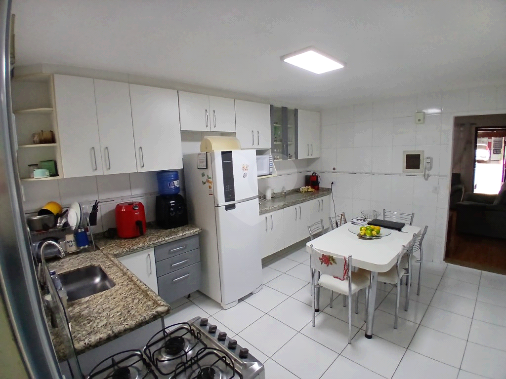 Sobrado à Venda em Condomínio Fechado – Lauzane Paulista