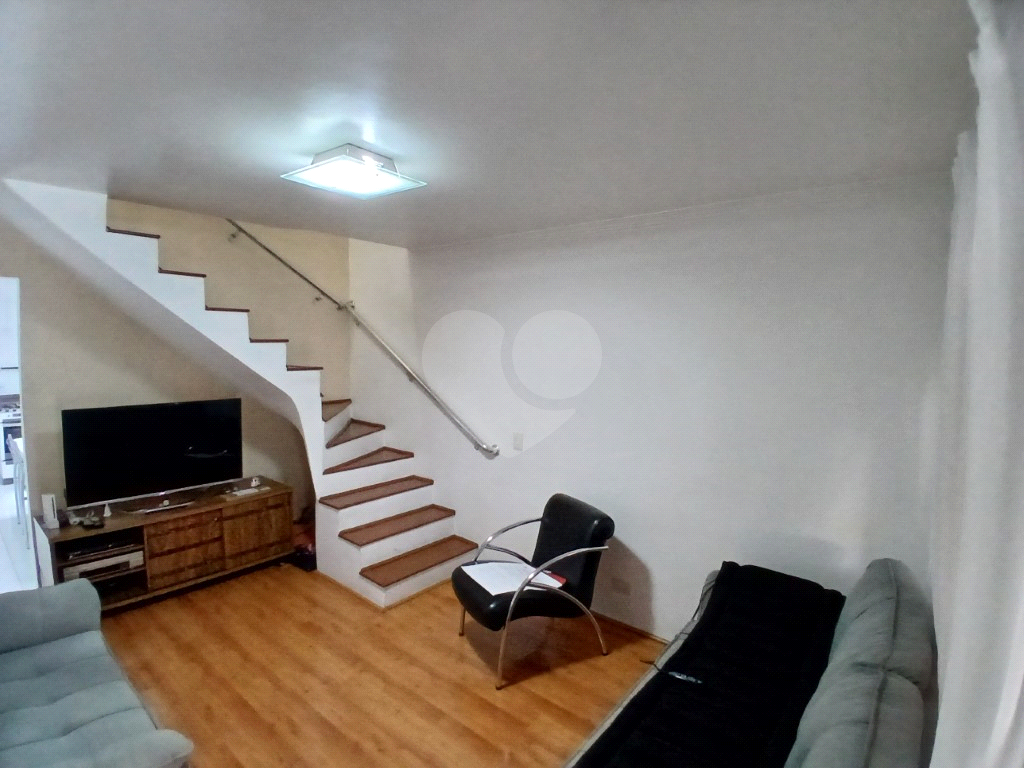 Sobrado à Venda em Condomínio Fechado – Lauzane Paulista