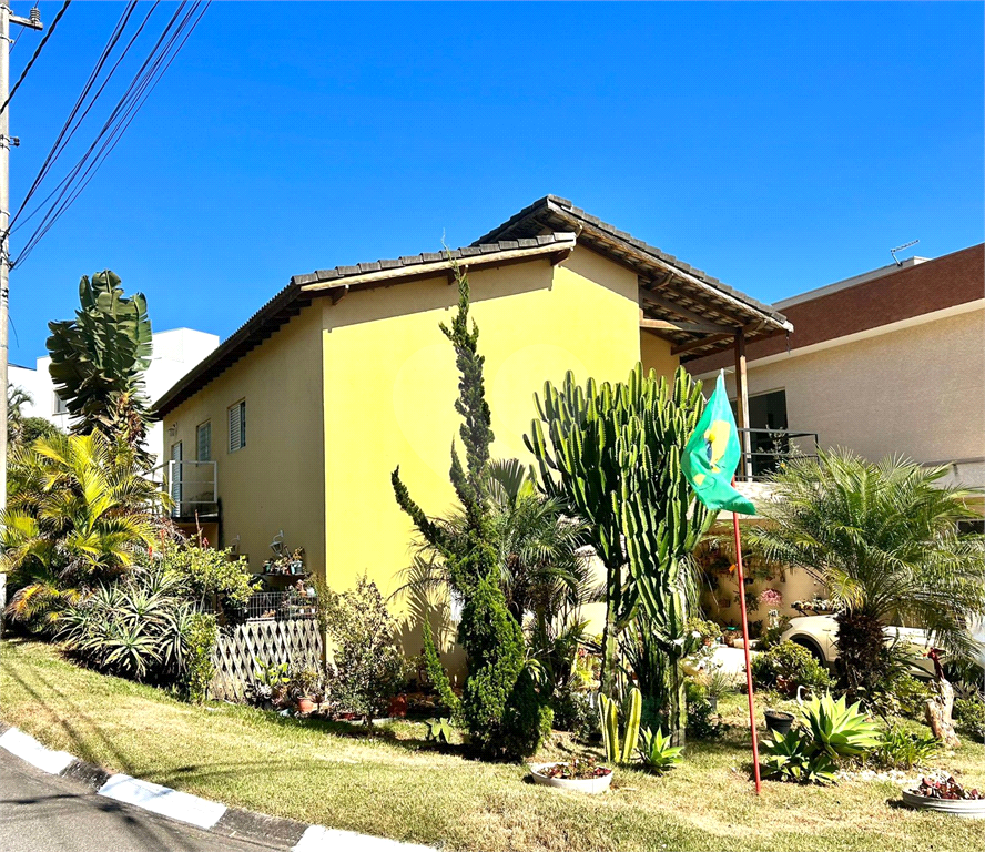 Sobrado, 3 quartos, 290 m² - Foto 1