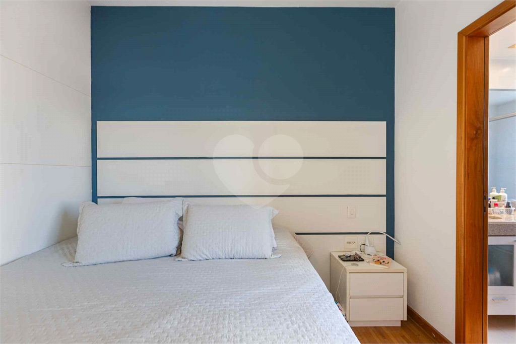 Imóvel de 180m² sala de estar de 3 ambientes, 2 varandas sendo uma gourmet, 3 suítes e 4 vagas Pompéia