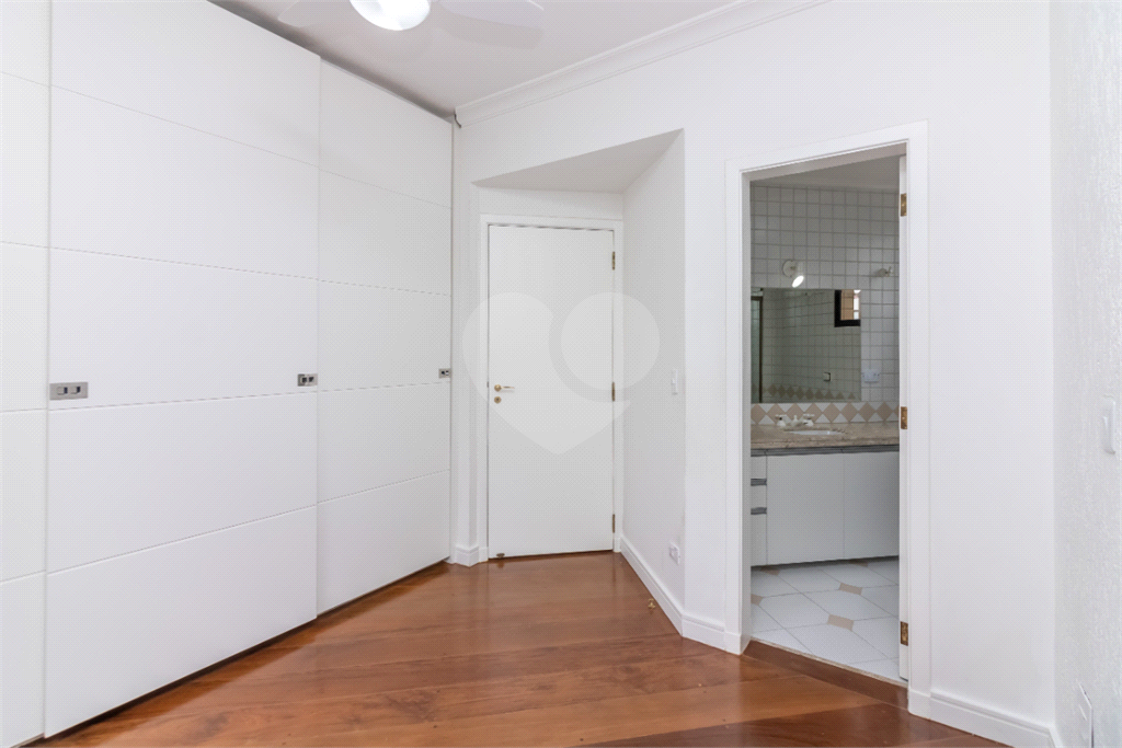 APARTAMENTO 3 QUARTOS E 3 VAGAS À VENDA NA CHÁCARA KLABIN VENDER